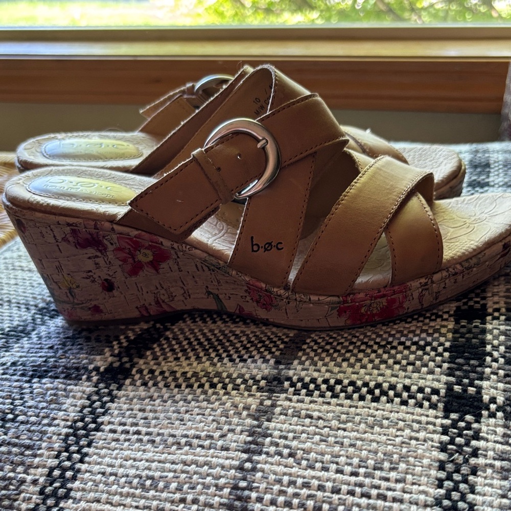 b.o.c. Tan Leather Floral Cork Wedge Sandals with Buckle